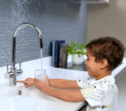 Insinkerator 4N1 Touch J Shape Steaming Hot Water Tap With NeoTank And Filter -Duravit Store M 2019 10 25 13 2 6 67