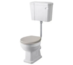 Hudson Reed Richmond Low Level WC Pan With Cistern And Flush Pipe Kit