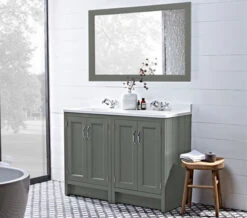 Roper Rhodes Hampton 1200 X 700mm Mirror With Demister Pad