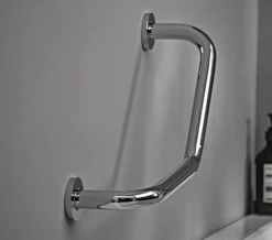 Roper Rhodes Angled Chrome Grab Bar 9 Roper Rhodes Angled Chrome Grab Bar -Duravit Store M700 2022 10 1 8 13 50 589