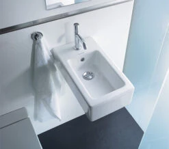 Duravit Vero White 250 X 450mm Handrinse Washbasin | 0702250000