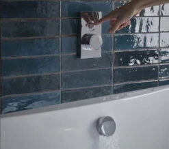 Tavistock Axiom Push Button Chrome Smartflow Bath Filler