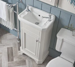 Tavistock Vitoria Traditional Style 500mm Cloakroom Unit And Basin