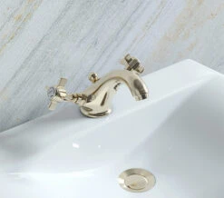 Heritage Dawlish 1 Taphole Basin Mixer Tap With Pop-Up-Waste