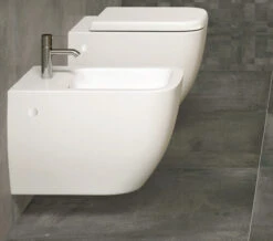 RAK Metropolitan 1 Tap Hole Wall Hung Bidet 525mm Projection